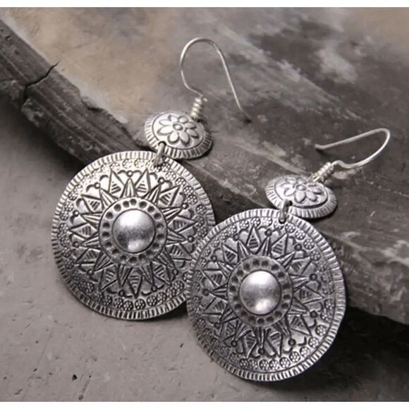 Boho Tribal Flower Round Dangle Earrings - Picture 3 of 4